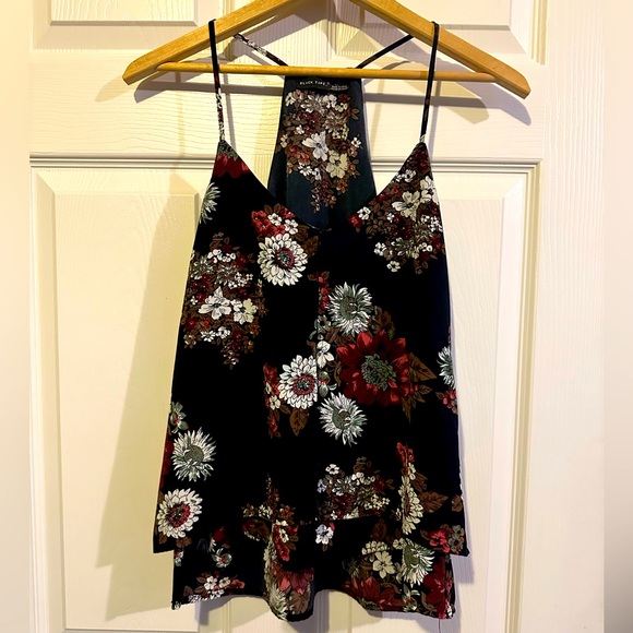 Black Tape Swing Tank - Picture 1 of 3